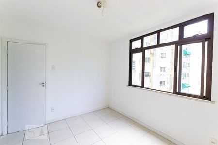 Suite  de apartamento para alugar com 1 quarto, 62m² em Centro, Niterói