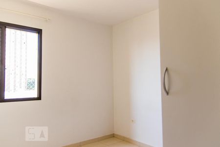 Apartamento à venda com 82m², 3 quartos e 2 vagasQuarto 2