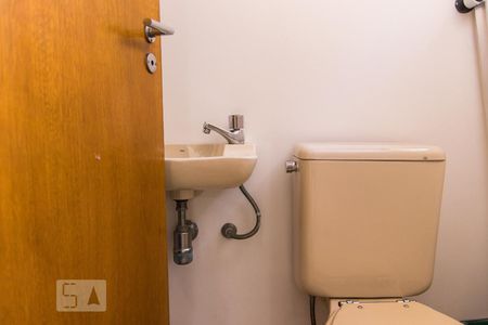 Apartamento à venda com 82m², 3 quartos e 2 vagasBanheiro de Serviço