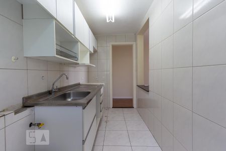 Cozinha de apartamento para alugar com 3 quartos, 67m² em Vila Suzana, São Paulo