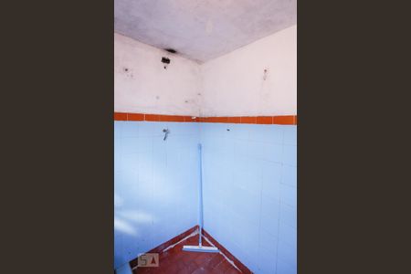 Banheiro de casa para alugar com 1 quarto, 20m² em Alto da Lapa, São Paulo