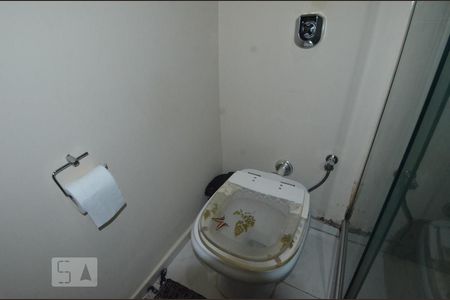 Apartamento à venda com 143m², 3 quartos e sem vagaBanheiro