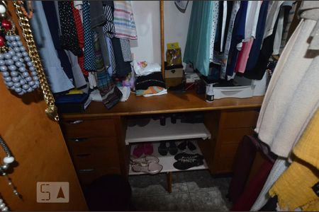 Apartamento à venda com 143m², 3 quartos e sem vagaCloset da suíte