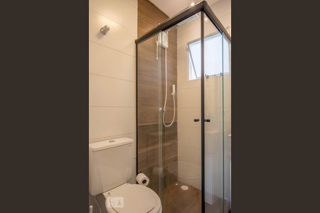 Banheiro de apartamento para alugar com 1 quarto, 35m² em Parque Peruche, São Paulo