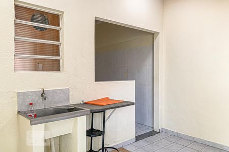 Casa à venda com 60m², 2 quartos e 2 vagas Casa à venda com 60m², 2 quartos e 2 vagasÁrea de Serviço