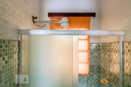 Casa à venda com 60m², 2 quartos e 2 vagas Casa à venda com 60m², 2 quartos e 2 vagasBanheiro