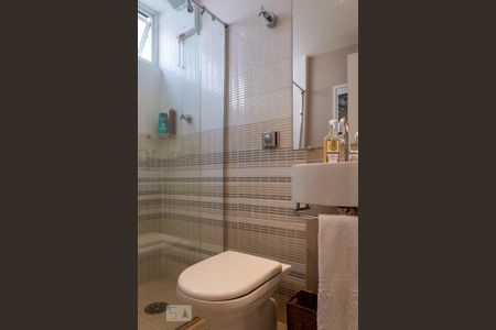Banheiro de apartamento para alugar com 1 quarto, 47m² em Santa Cecilia, São Paulo