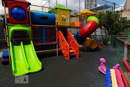 Apartamento à venda com 49m², 2 quartos e 1 vagaÁrea Comum - Playground