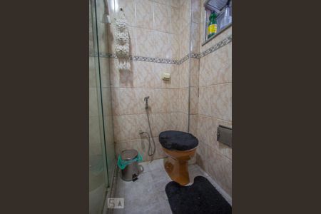 Apartamento à venda com 82m², 2 quartos e sem vagaBanheiro