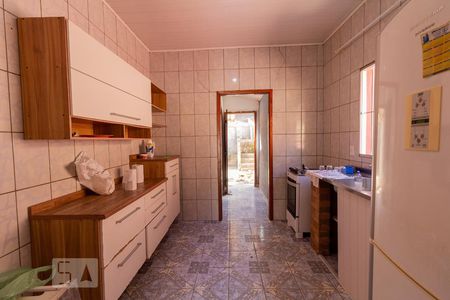 Casa à venda com 90m², 2 quartos e 2 vagas Casa à venda com 90m², 2 quartos e 2 vagasCozinha