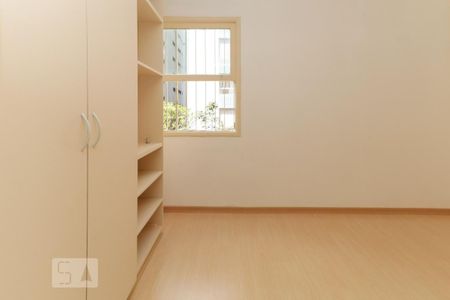 Apartamento para alugar com 28m², 1 quarto e 1 vaga Apartamento para alugar com 28m², 1 quarto e 1 vagaQuarto