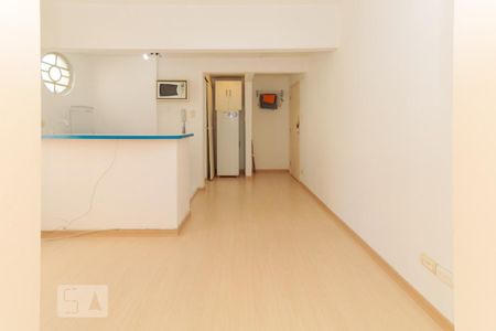 Apartamento para alugar com 28m², 1 quarto e 1 vaga Apartamento para alugar com 28m², 1 quarto e 1 vagaSala
