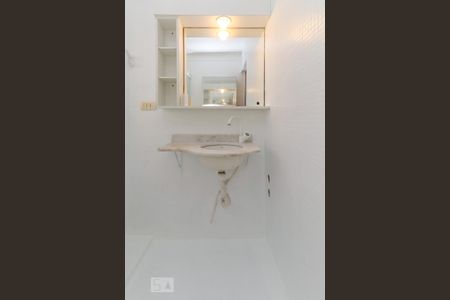 Apartamento para alugar com 28m², 1 quarto e 1 vaga Apartamento para alugar com 28m², 1 quarto e 1 vagaBanheiro