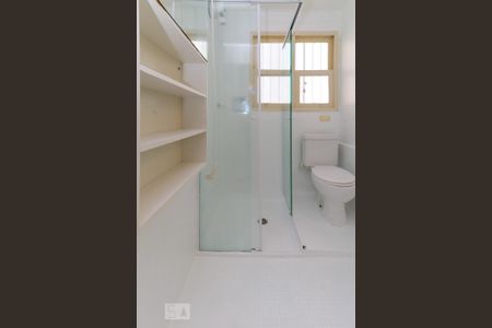 Apartamento para alugar com 28m², 1 quarto e 1 vaga Apartamento para alugar com 28m², 1 quarto e 1 vagaBanheiro