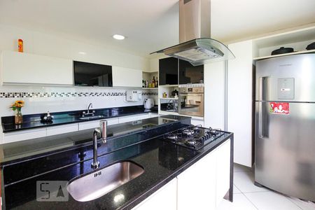 Casa à venda com 220m², 3 quartos e 3 vagasCozinha
