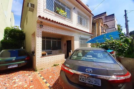 Casa à venda com 288m², 3 quartos e 3 vagasGaragem