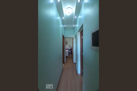 Casa à venda com 288m², 3 quartos e 3 vagasCorredor