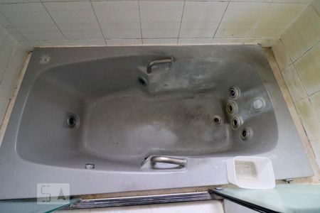 Apartamento à venda com 178m², 3 quartos e 2 vagasBanheiro da Suíte