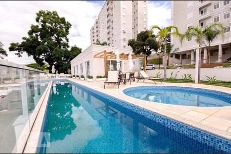 Apartamento à venda com 56m², 2 quartos e 1 vaga Apartamento à venda com 56m², 2 quartos e 1 vagaÁrea comum - Piscina