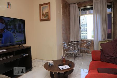 Sala de apartamento à venda com 2 quartos, 68m² em Cidade Nova, Rio de Janeiro