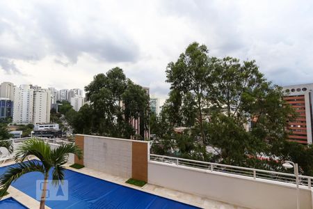 Apartamento à venda com 76m², 3 quartos e 2 vagas Apartamento à venda com 76m², 3 quartos e 2 vagasVista da varanda da sala