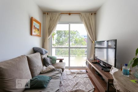 Sala de apartamento à venda com 3 quartos, 76m² em Vila Suzana, São Paulo