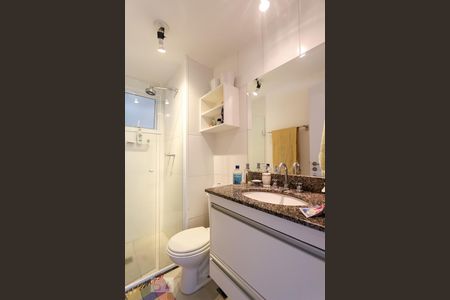 Apartamento à venda com 76m², 3 quartos e 2 vagas Apartamento à venda com 76m², 3 quartos e 2 vagasBanheiro