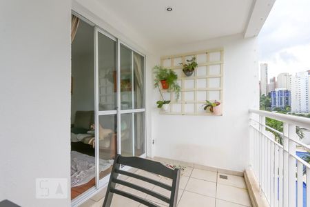 Varanda da sala de apartamento à venda com 3 quartos, 76m² em Vila Suzana, São Paulo