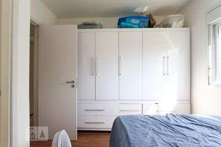 Apartamento à venda com 76m², 3 quartos e 2 vagas Apartamento à venda com 76m², 3 quartos e 2 vagasSuíte