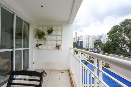 Apartamento à venda com 76m², 3 quartos e 2 vagas Apartamento à venda com 76m², 3 quartos e 2 vagasVaranda da sala