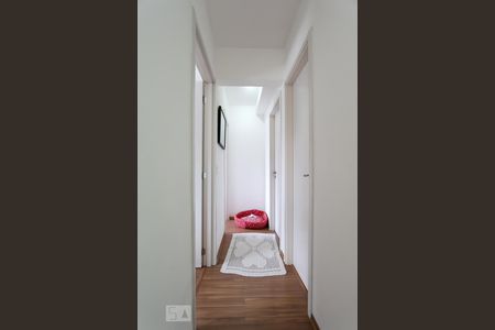 Apartamento à venda com 76m², 3 quartos e 2 vagas Apartamento à venda com 76m², 3 quartos e 2 vagasCorredor