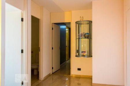 Sala de Estar de apartamento à venda com 4 quartos, 356m² em Jardim Sílvia, Santo André
