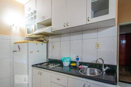 Cozinha de kitnet/studio para alugar com 1 quarto, 36m² em Itapuã, Salvador