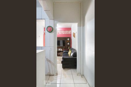 Corredor de entrada de apartamento à venda com 2 quartos, 47m² em Santa Efigênia, São Paulo