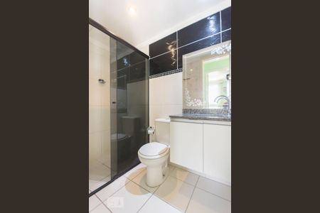 Apartamento para alugar com 55m², 2 quartos e 1 vaga Apartamento para alugar com 55m², 2 quartos e 1 vagaBanheiro
