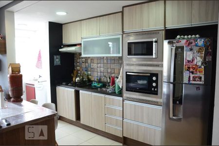 Apartamento à venda com 55m², 2 quartos e 1 vagaCozinha