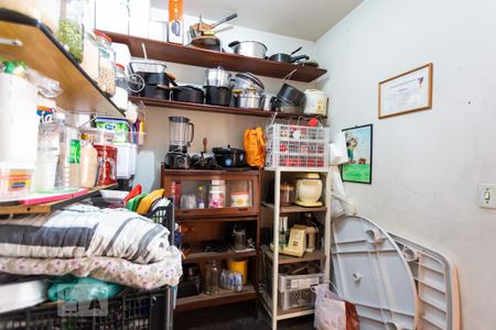 Casa à venda com 175m², 4 quartos e 2 vagasQuarto de Serviço