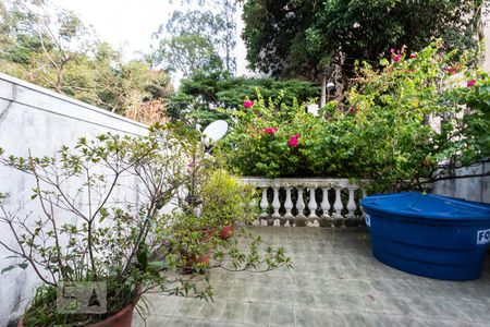 Casa à venda com 175m², 4 quartos e 2 vagasVaranda