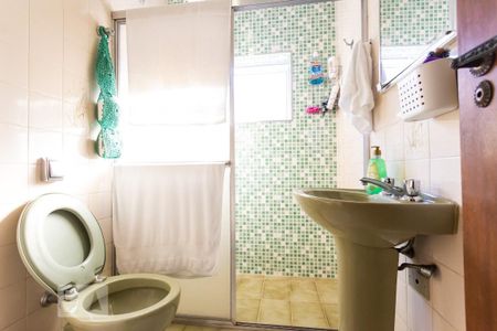 Casa à venda com 175m², 4 quartos e 2 vagasBanheiro da Suite