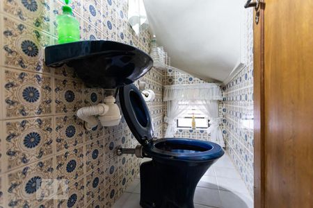 Casa à venda com 175m², 4 quartos e 2 vagasLavabo