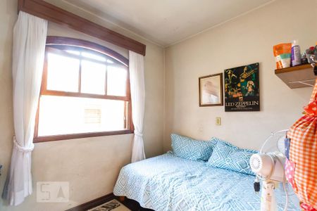 Casa à venda com 175m², 4 quartos e 2 vagasQuarto