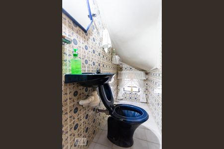 Casa à venda com 175m², 4 quartos e 2 vagasLavabo