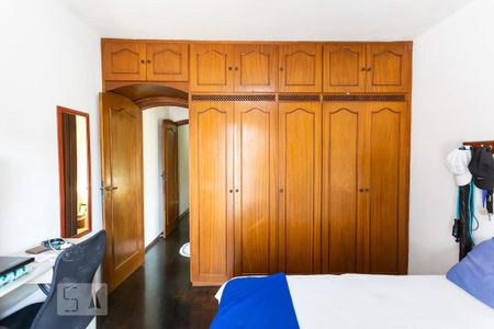 Casa à venda com 175m², 4 quartos e 2 vagasSuite