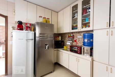 Casa à venda com 175m², 4 quartos e 2 vagasCozinha