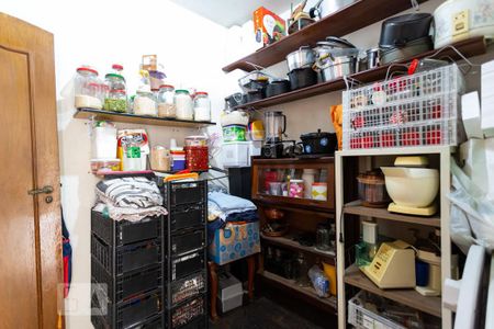 Casa à venda com 175m², 4 quartos e 2 vagasQuarto de Serviço