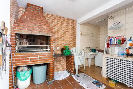 Casa à venda com 175m², 4 quartos e 2 vagasChurrasqueira