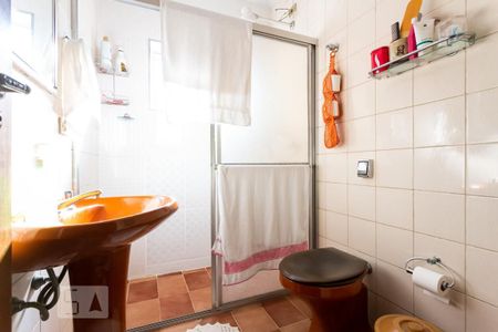 Casa à venda com 175m², 4 quartos e 2 vagasBanheiro da Suite 2