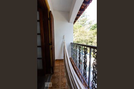 Casa à venda com 175m², 4 quartos e 2 vagasVaranda