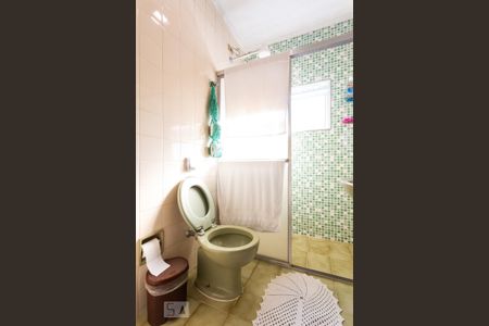 Casa à venda com 175m², 4 quartos e 2 vagasBanheiro da Suite