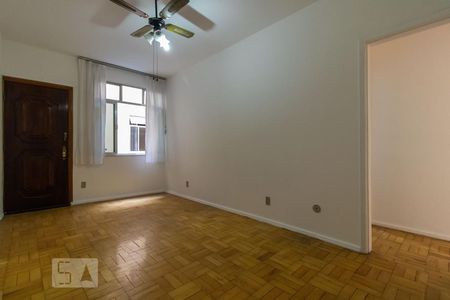 Sala de apartamento para alugar com 2 quartos, 66m² em Vila da Penha, Rio de Janeiro